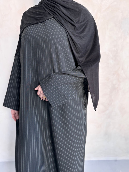 Maya Black Stripe abayah